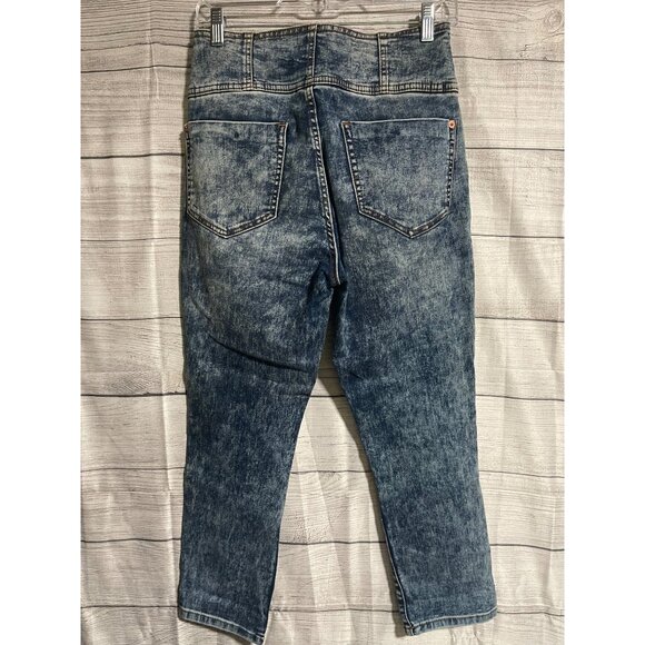No Boundaries Womens Acid Wash High Rise Tapered Ankle Jeans JR Size 11 Y2K - Picture 2 of 7